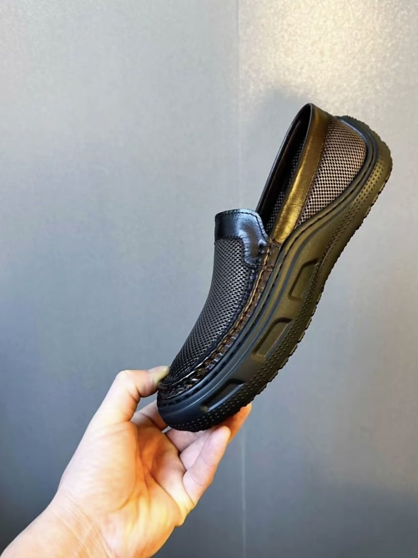 Men's casual leather slip-on loafers