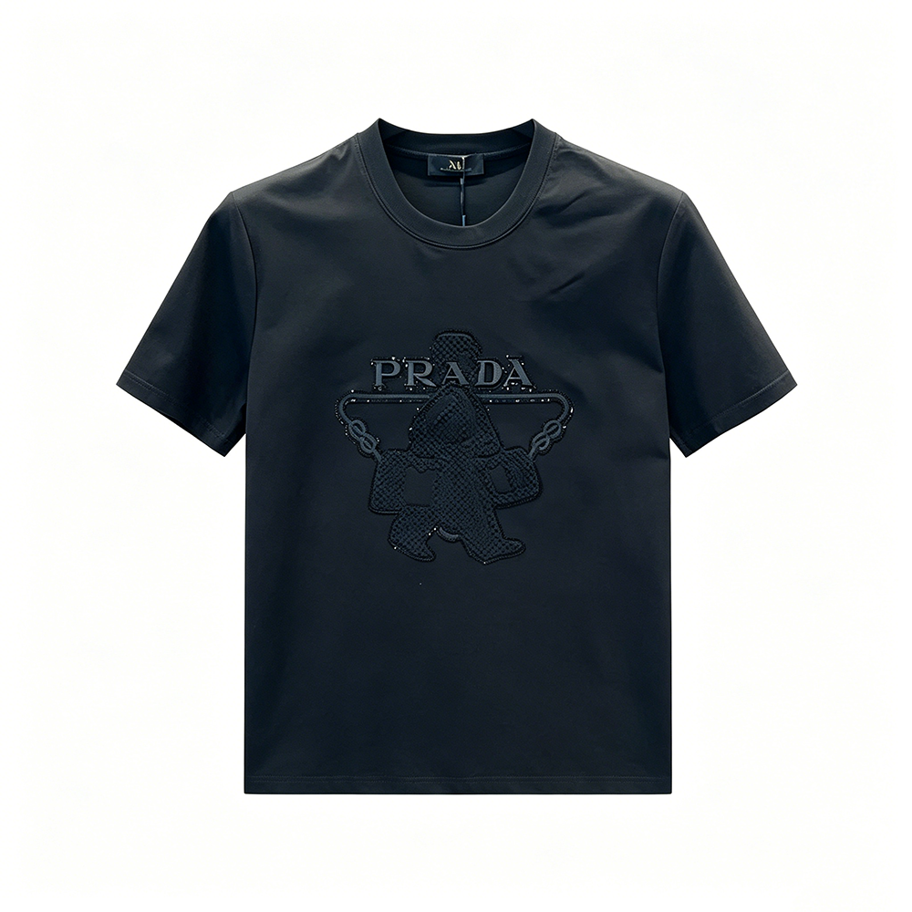 Italian luxury minimalist T-shirt