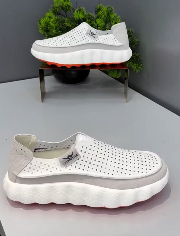 Men's Cloud Hollow-out Non-slip Casual Shoes