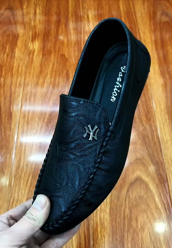 Black luxury embossed cowhide loafers