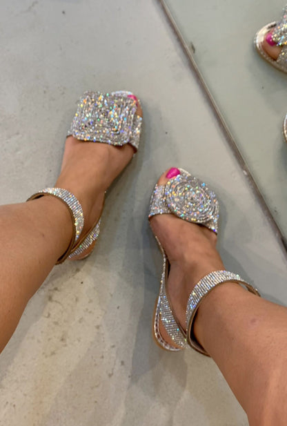 Sparkling flat sandals
