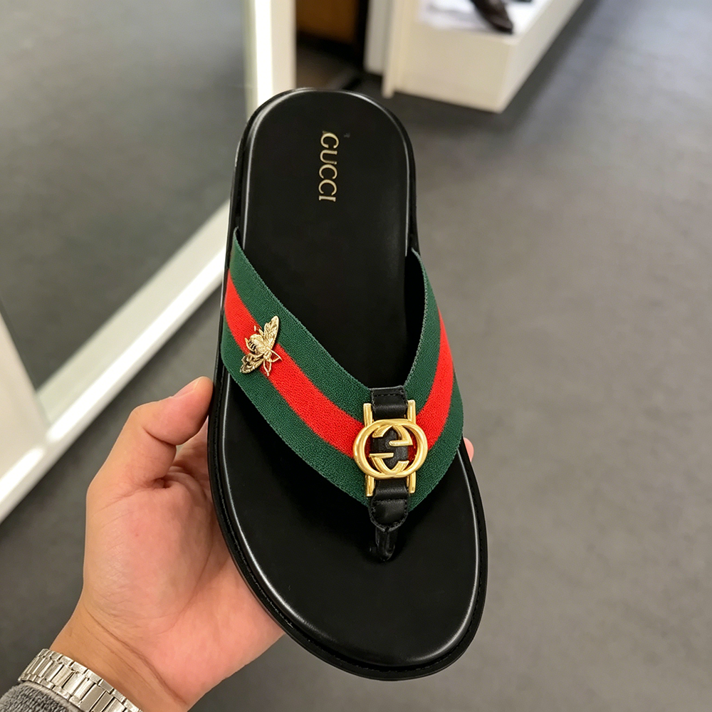 Black luxury versatile slippers