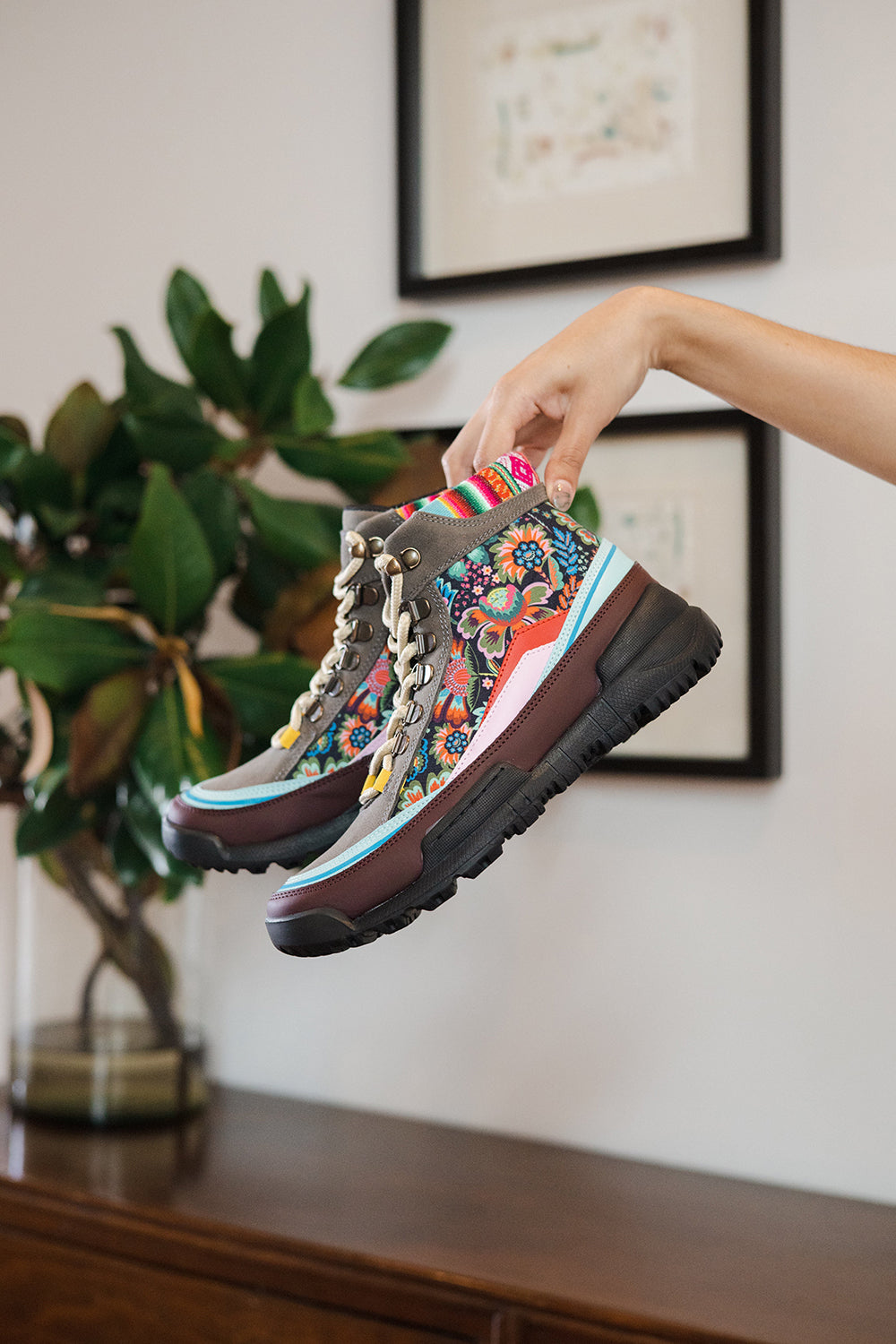 Women's vegan hiking boots
