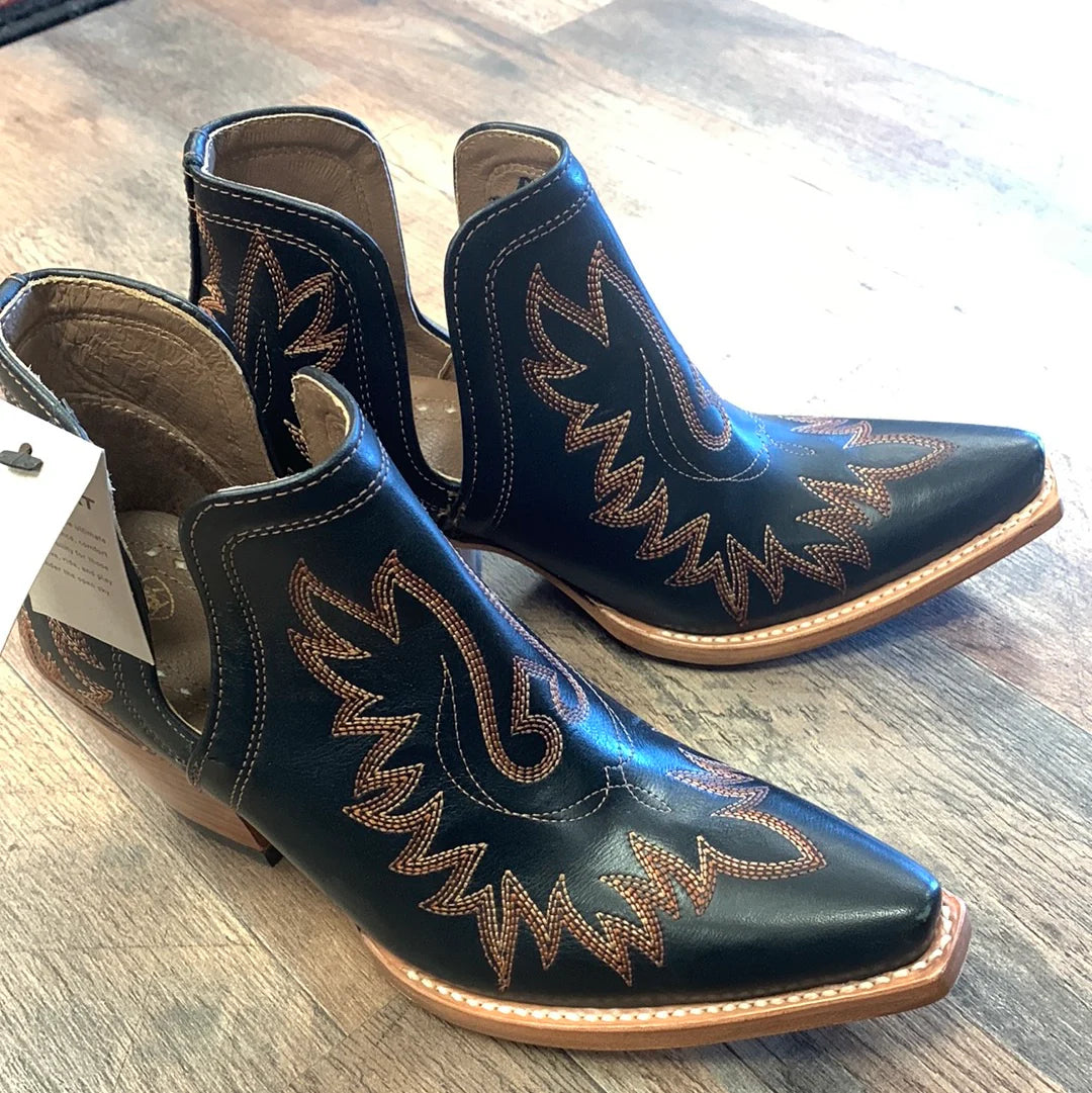 Women's Dixon Distressed Western Booties