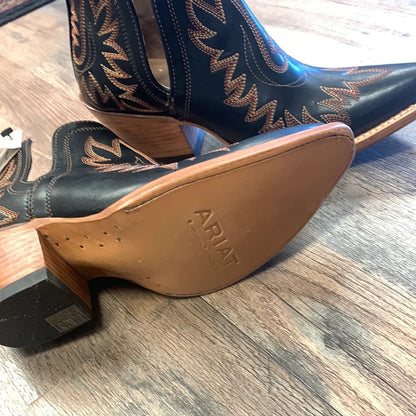 Women's Dixon Distressed Western Booties